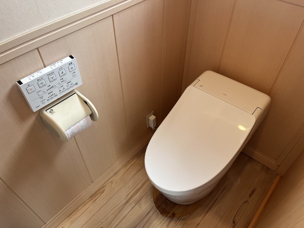 トイレ交換工事